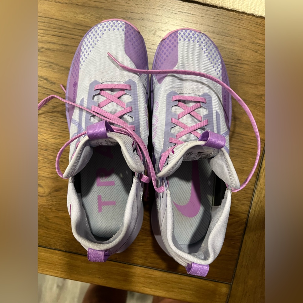 Nike Women's React Pegasus Trail 4 GORE-TEX - Lavender and Violet - Picture 7 of 8
